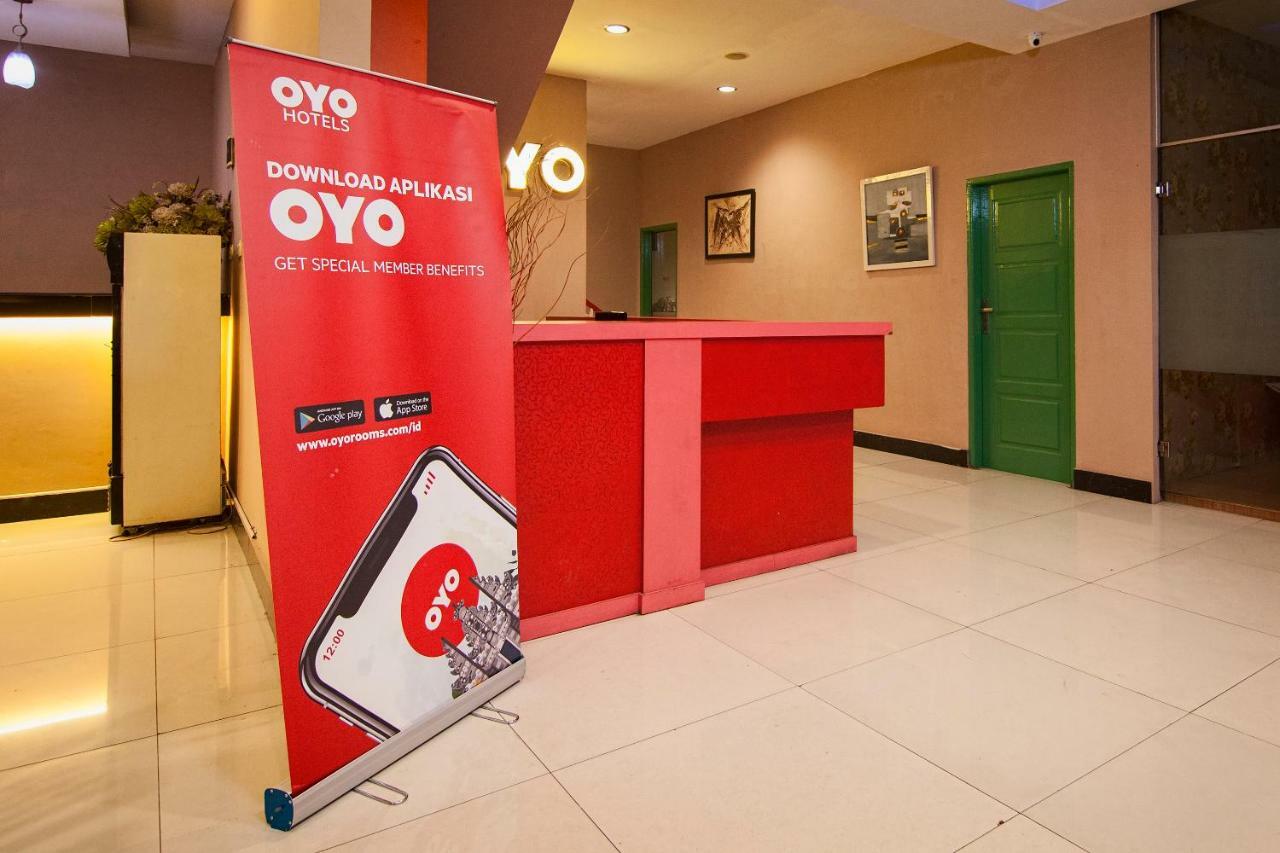 Oyo 529 ホテル パニンダ メダン エクステリア 写真