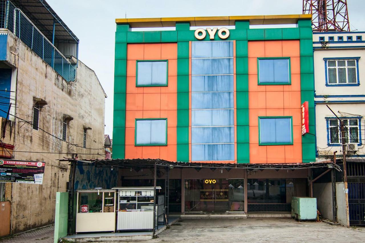 Oyo 529 ホテル パニンダ メダン エクステリア 写真
